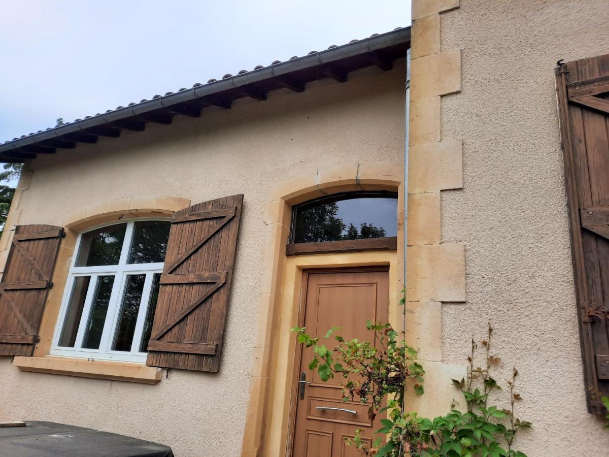 Chez Line Et Pierre: Appartement Spacieux, Lumineux Et Equipe La Bastide-de-Sérou Zewnętrze zdjęcie